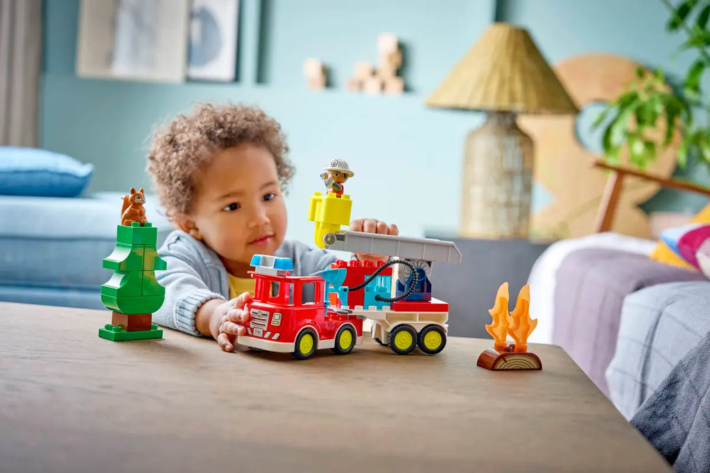 LEGO - Duplo Fire Engine with Hose and Firefighter 10473