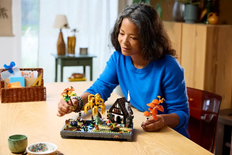 LEGO - Icons Autumn Cottage Garden 11372