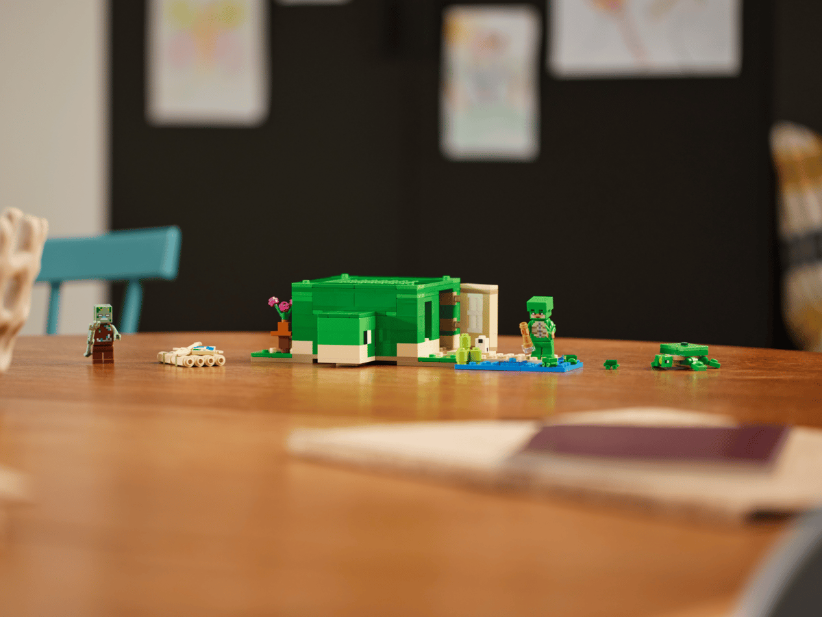 LEGO - Minecraft The Turtle Beach House 21254