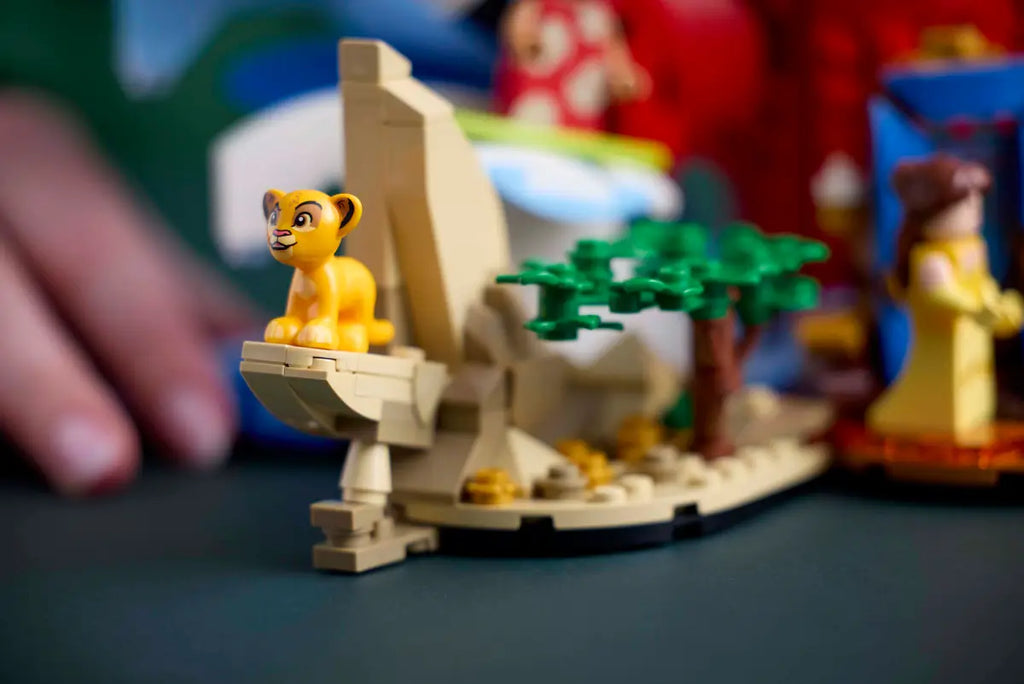 LEGO - Ideas Magic of Disney 21352