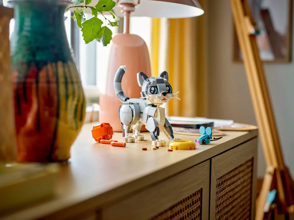 LEGO - Creator Playful Cat 31163