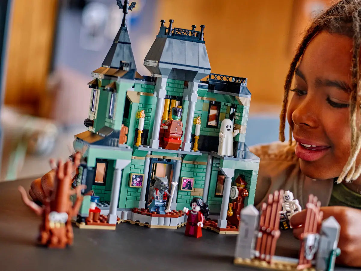 LEGO - Creator Haunted Mansion 31167