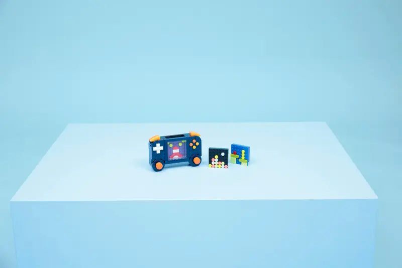 LEGO - Creator Retro Gaming Console 31380
