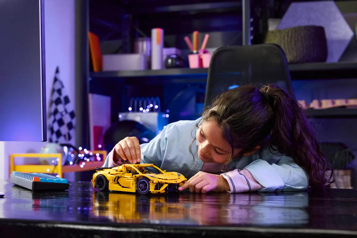 LEGO - Technic Chevrolet Corvette Stingray 42205