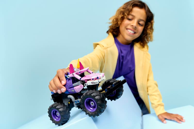 LEGO - Technic Monster Jam Sparkle Smash 42220