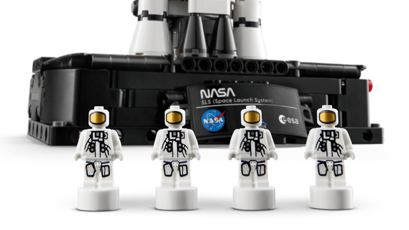 LEGO - Technic NASA Artemis Space Launch System Rocket 42221