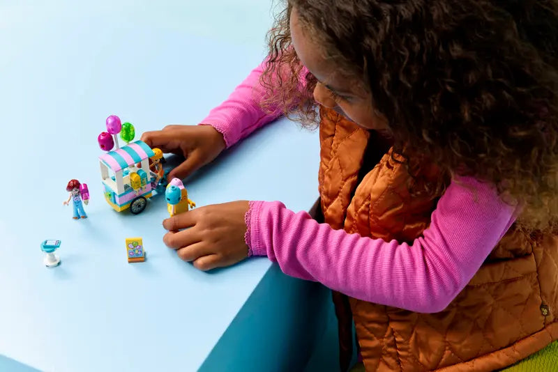 LEGO - Friends Ice Cream and Balloon Stand 42692