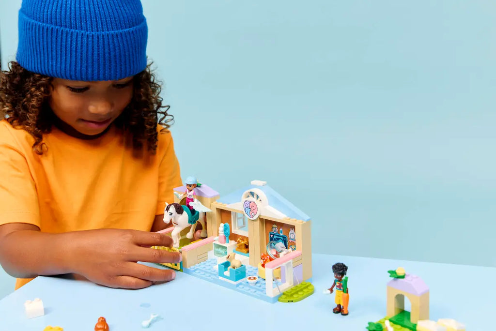 LEGO - Friends Animal Vet Clinic 42696