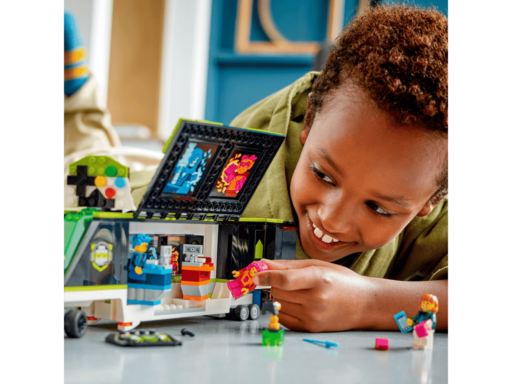 LEGO - City Gaming Tournament Truck 60388
