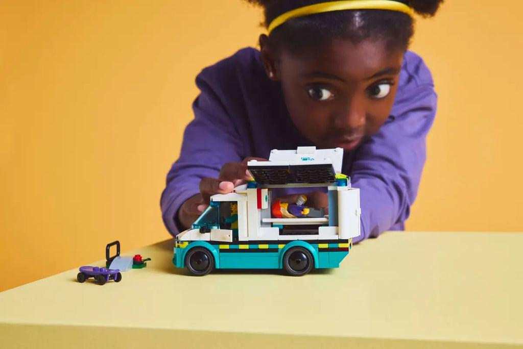 LEGO - City Emergency Ambulance 60451