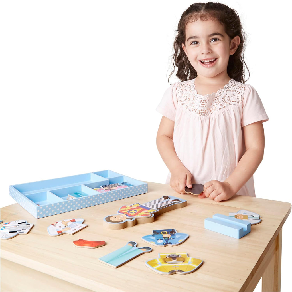 Melissa & Doug - Julia Magnetic Dress-Up