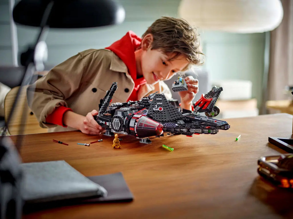 LEGO - Star Wars The Dark Falcon 75389