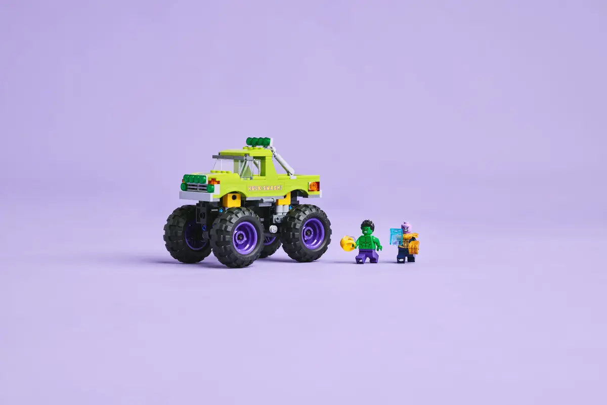 LEGO - Marvel The Hulk Trucks v's Thanos 76312