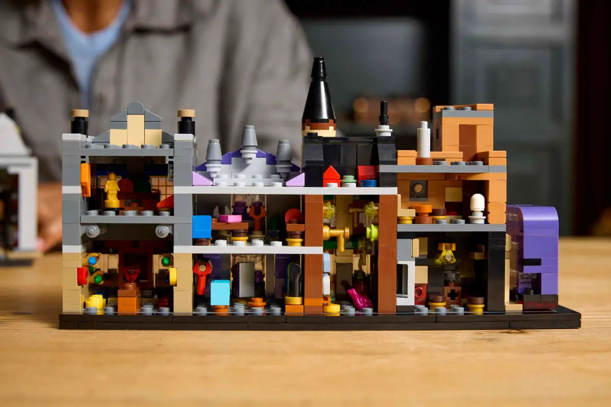 LEGO - Harry Potter Diagon Alley Wizarding Shops 76444