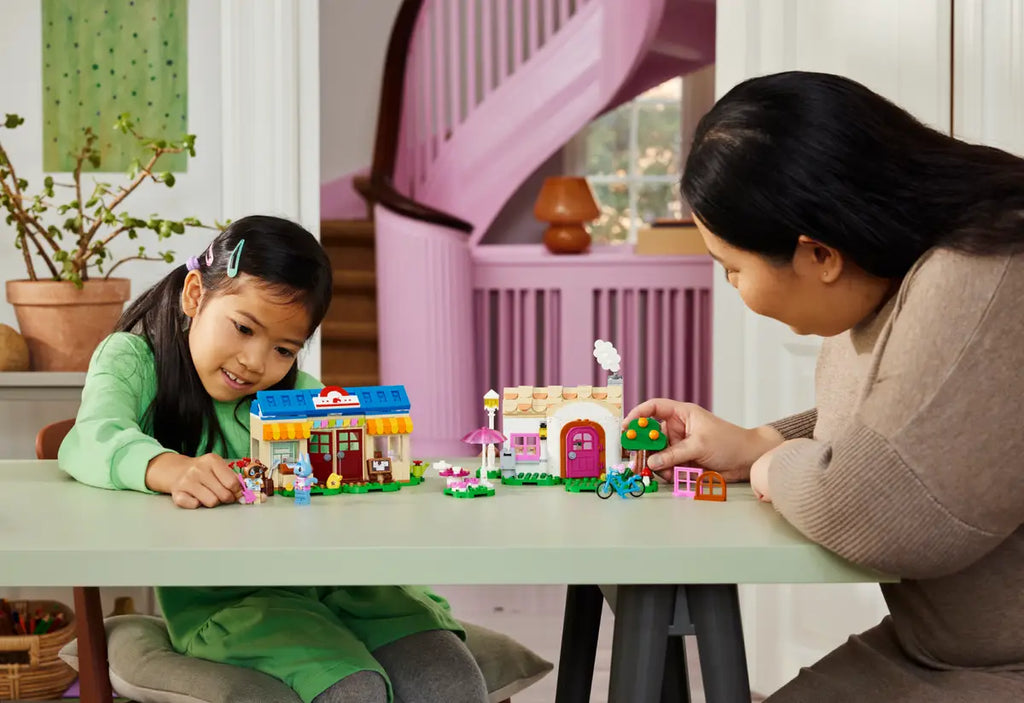 LEGO - Animal Crossing Nooks Cranny & Rosies House 77050