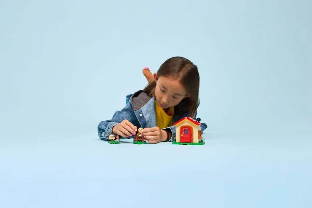 LEGO - Animal Crossing Goldie's Cozy House 77058