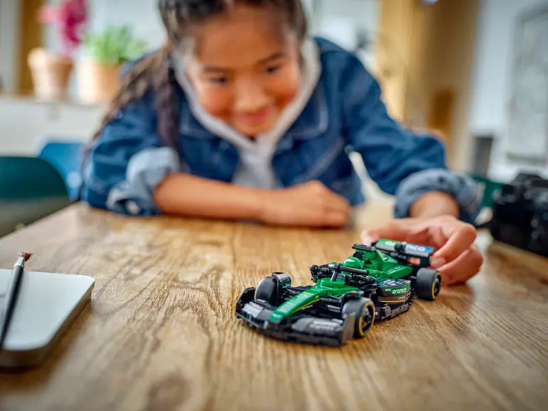 LEGO - Aston Martin Aramco F1 AMR24 Race Car 77245
