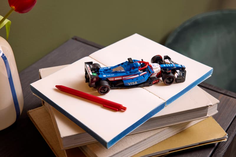 LEGO - Visa Cash App RB VCARB 01 F1 Race Car 77246