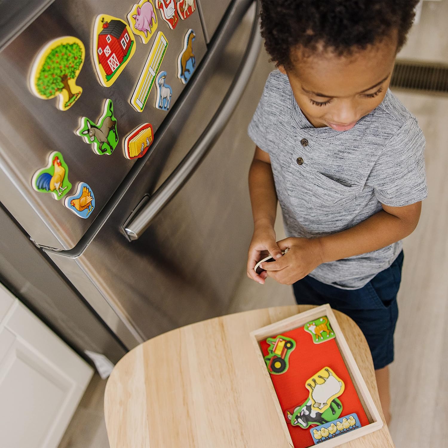 Melissa & Doug - Farm Magnets - 20pc