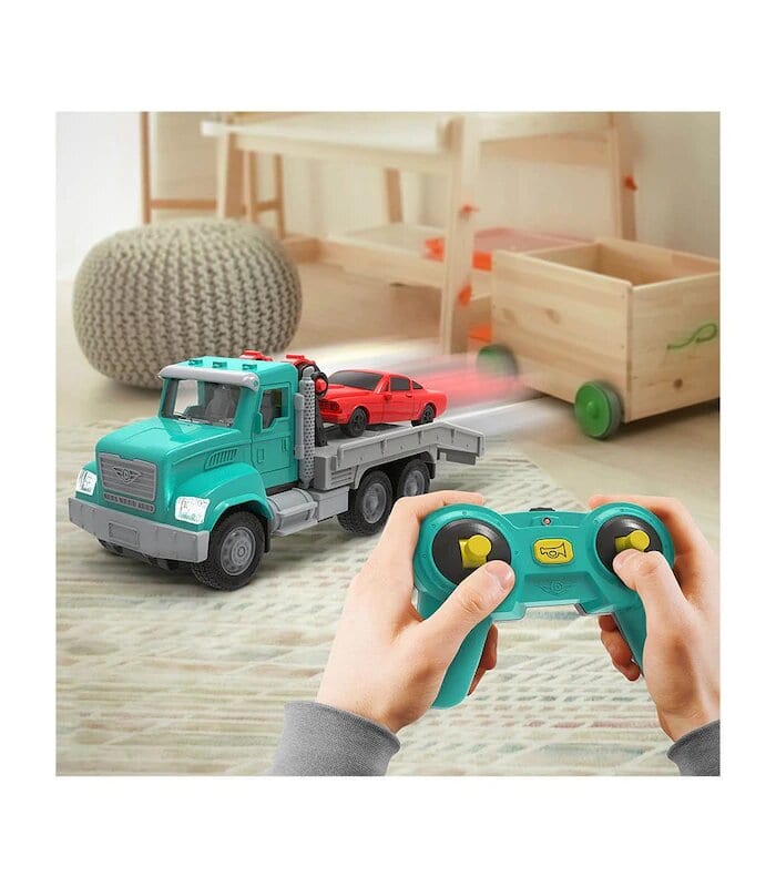 Driven - R/C Micro Tow Truck Green