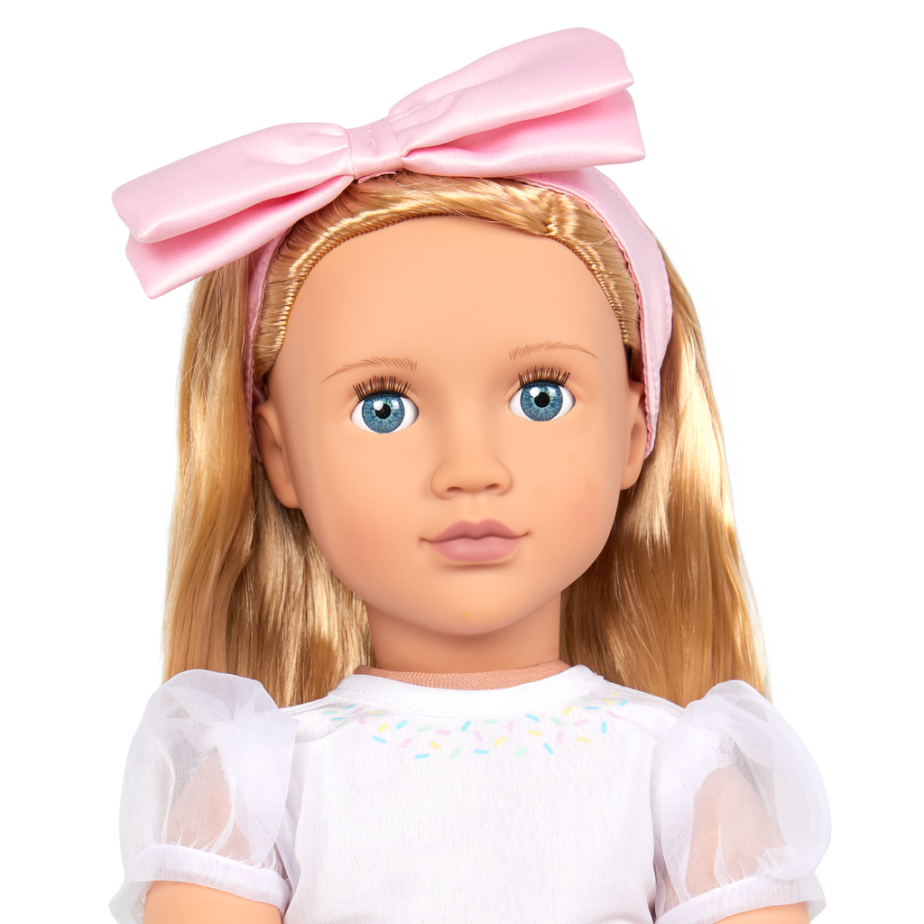 Sweet Wishes outfits and accessories for 18-inch dolls