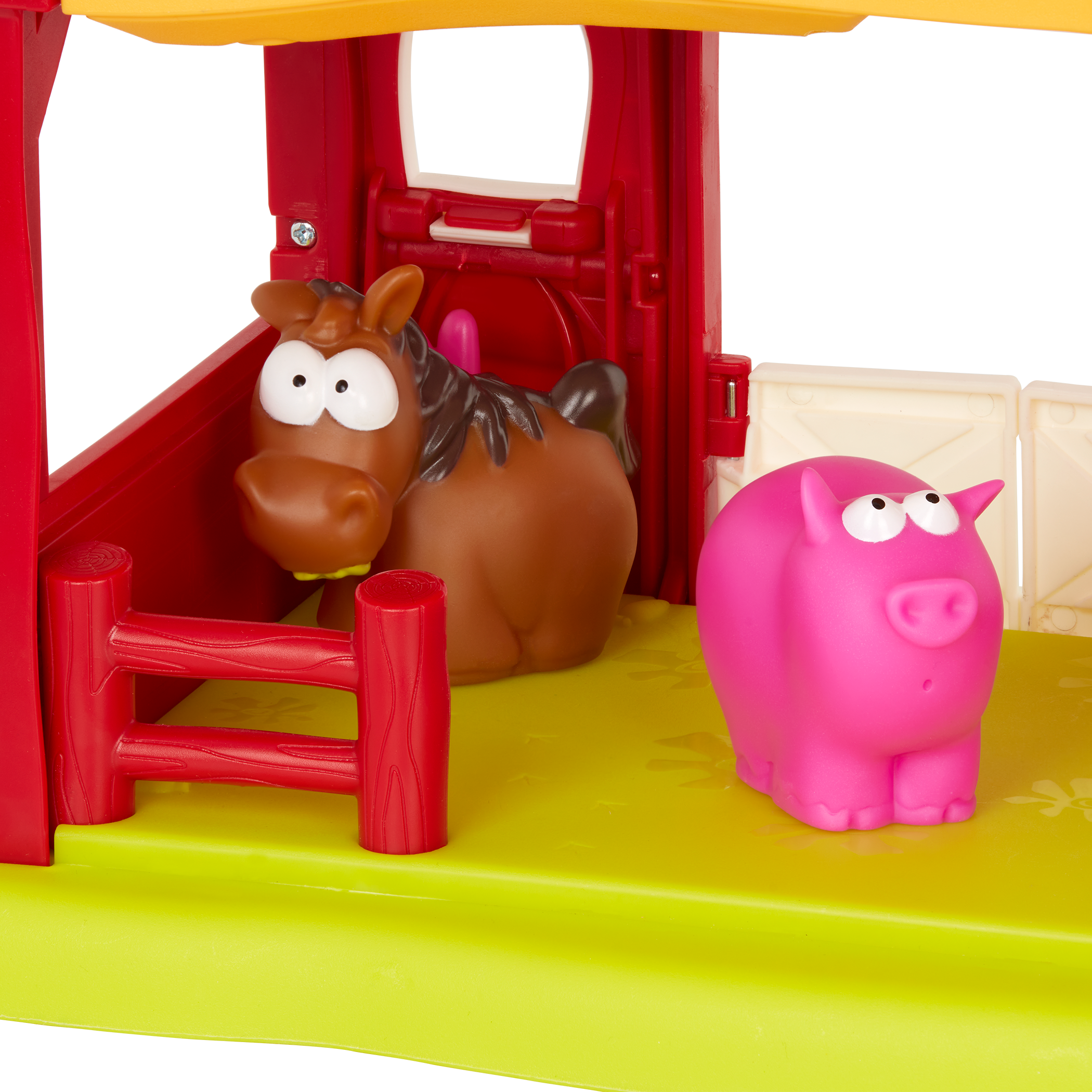 Toy barn with animals.