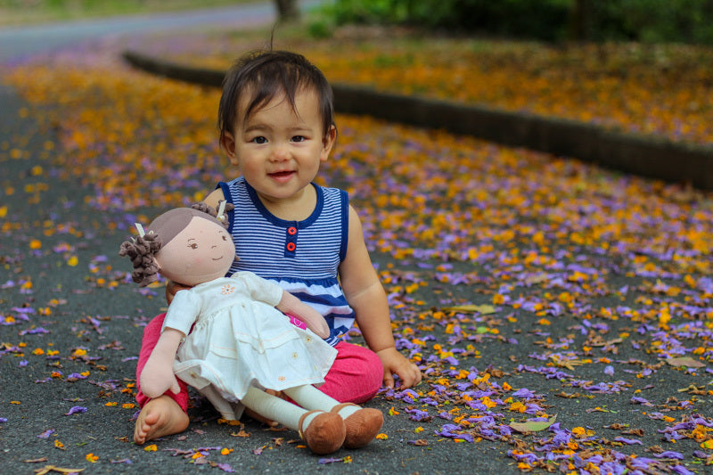 Bonikka - Cecilia Linen Doll with Brown Hair