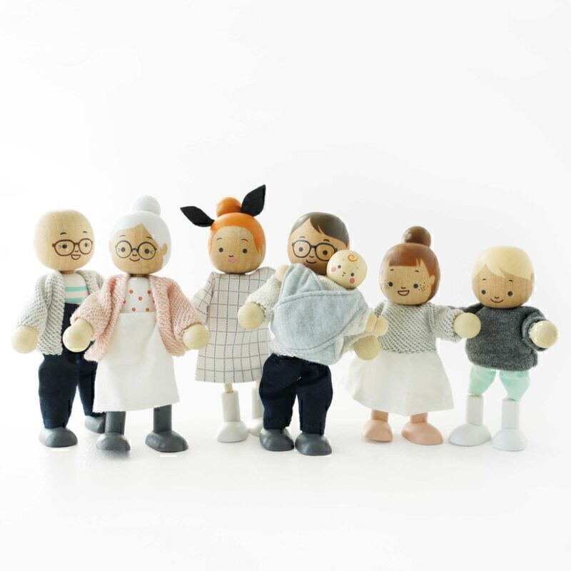 Le Toy Van - Dolls House Family