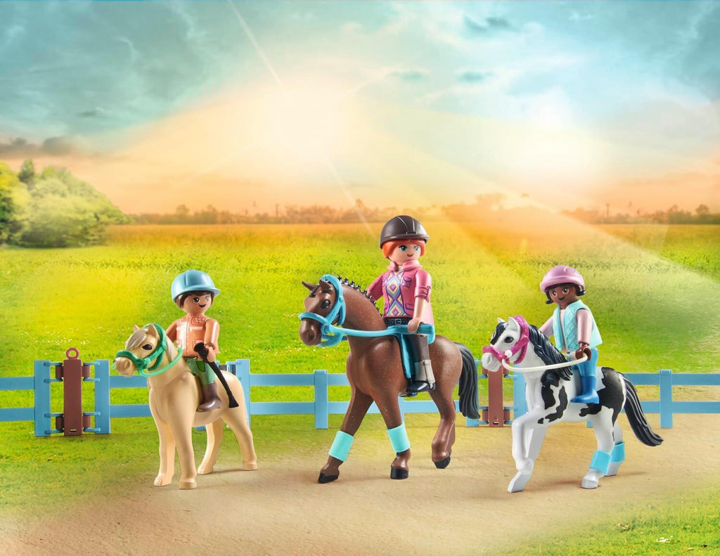 Playmobil - Mobile Horse Riding School 71493