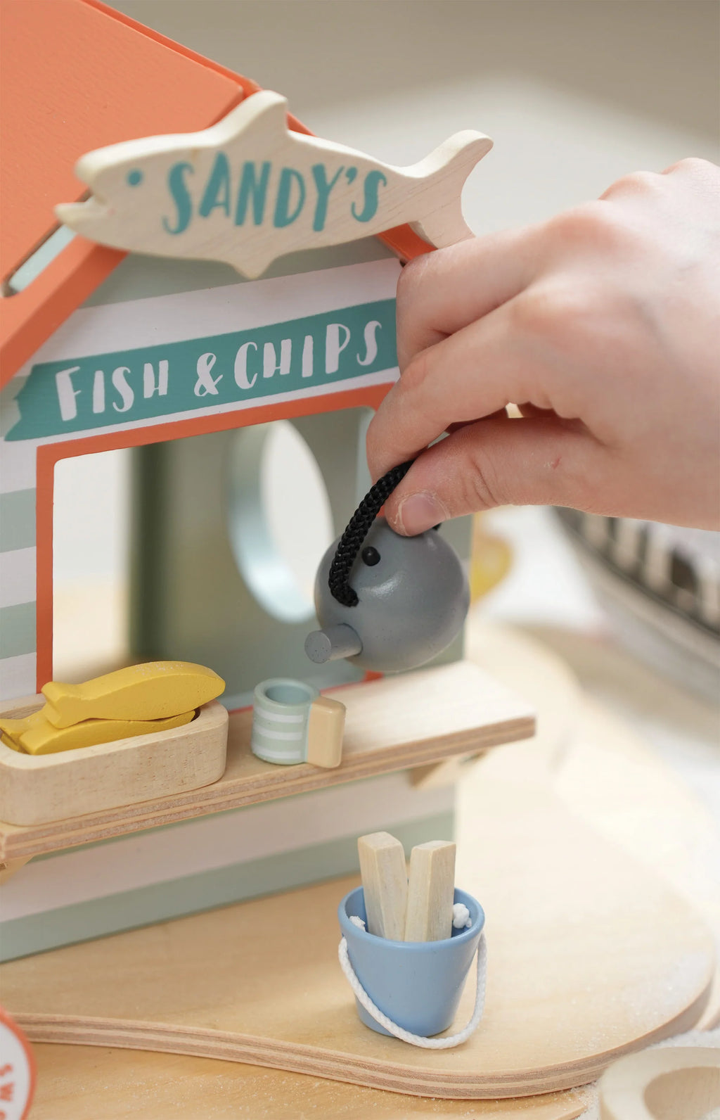 Tender Leaf Toys - Sandy's Beach Hut