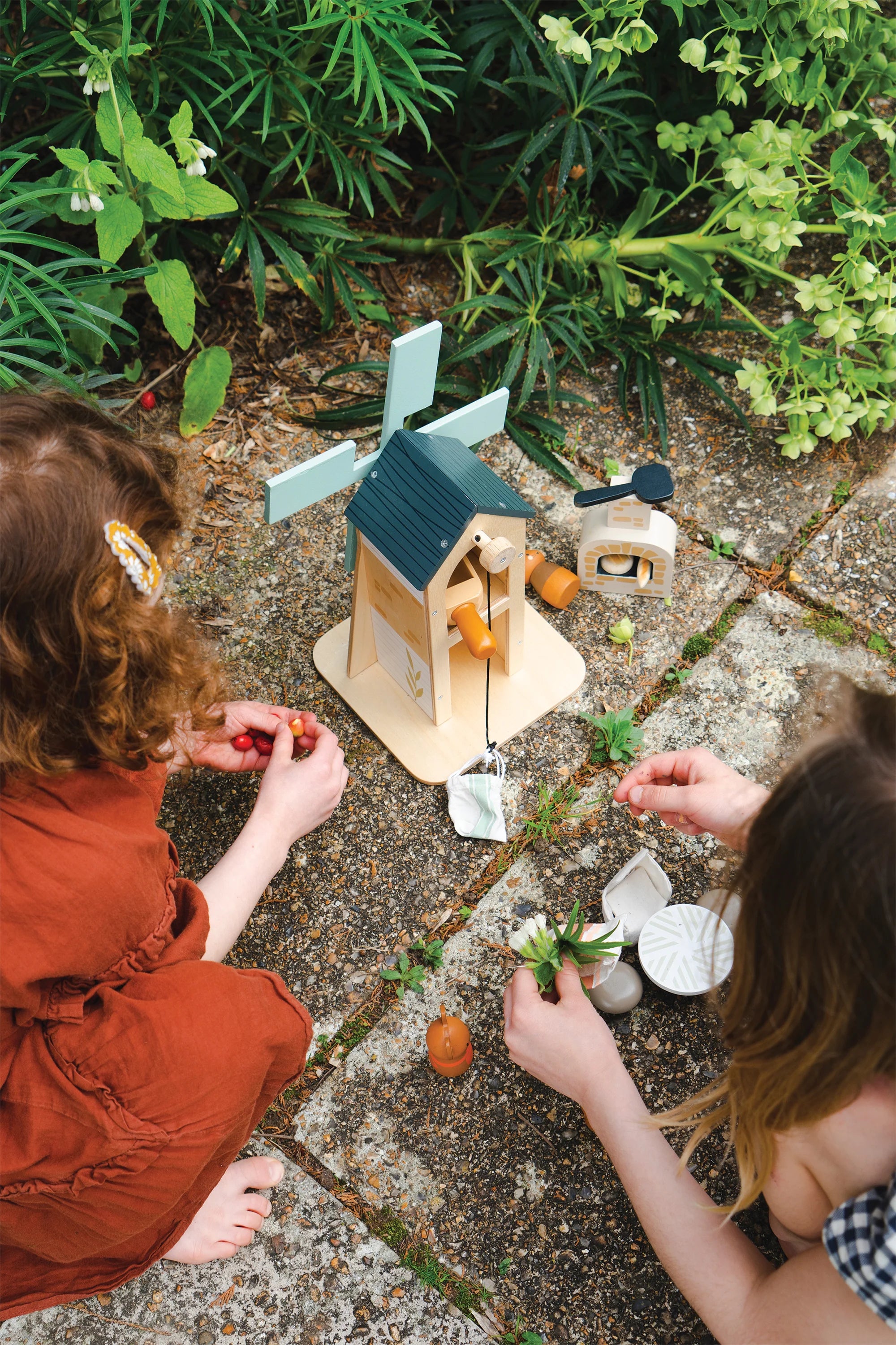 Tender Leaf Toys - Penny Windmill