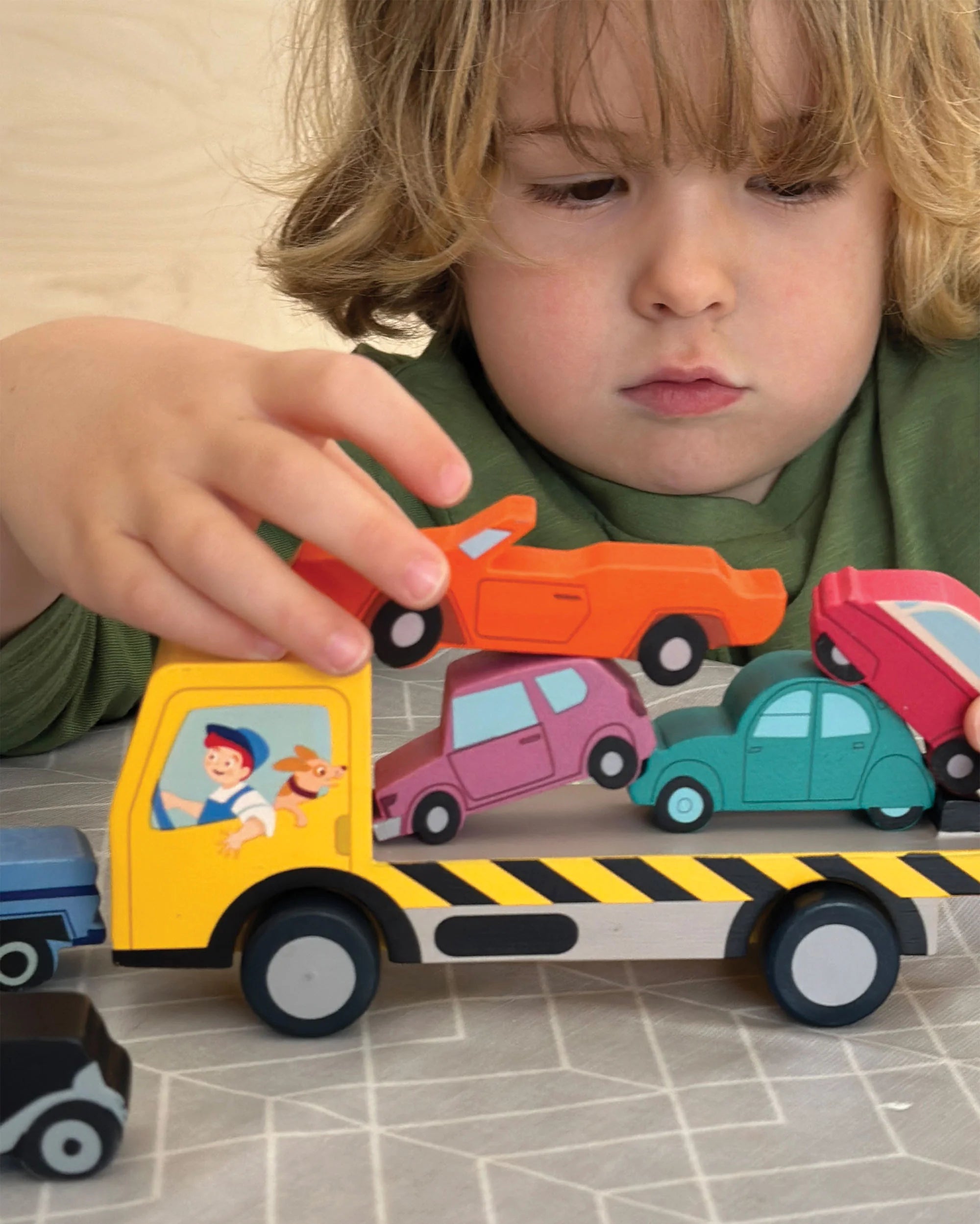 Tender Leaf Toys - Stacking Cars