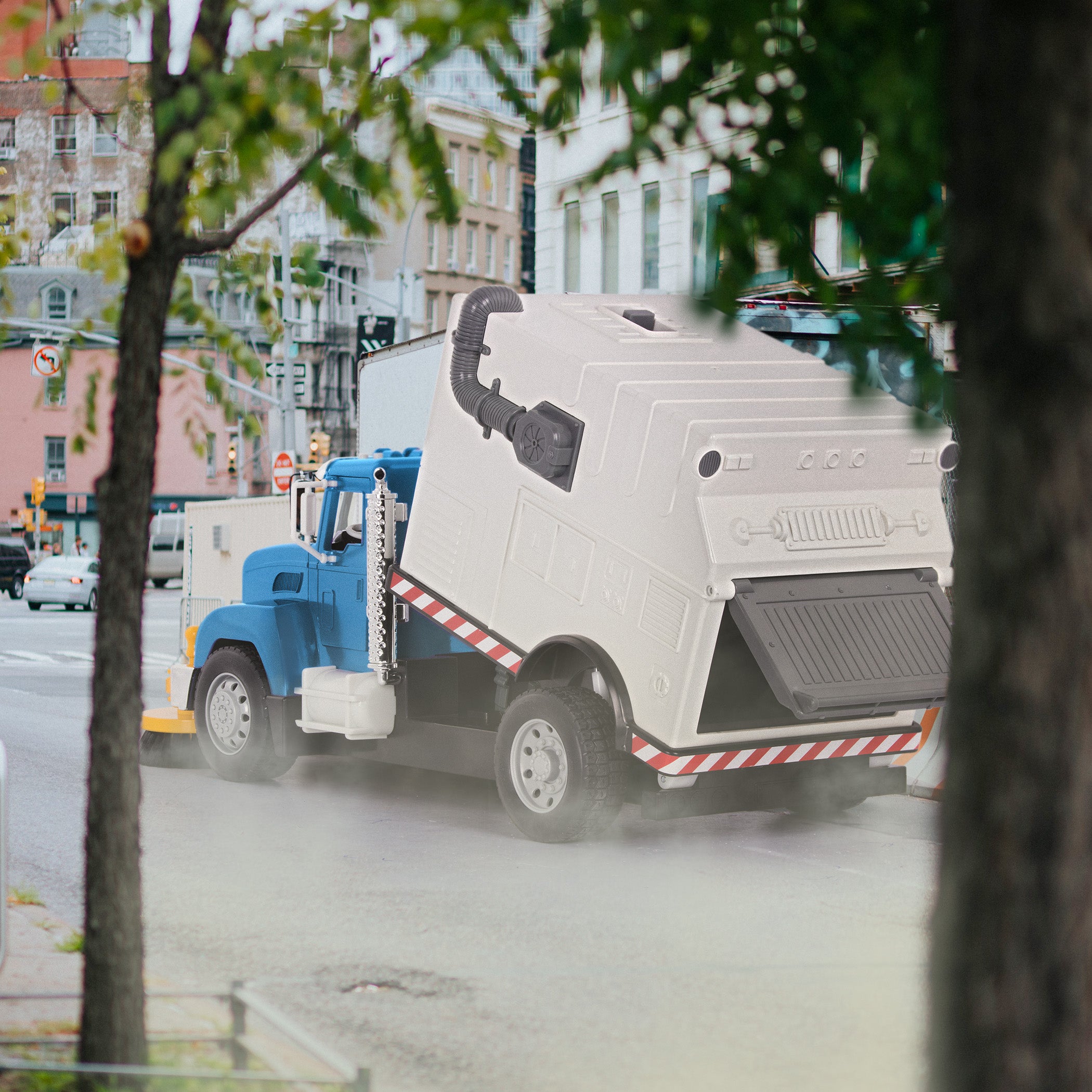 Driven - Standard Street Sweeper