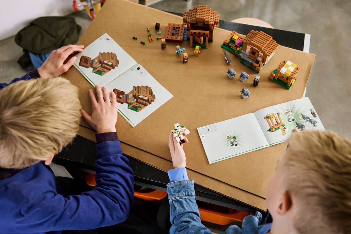 Lego - Minecraft Evoker Village Attack 21596