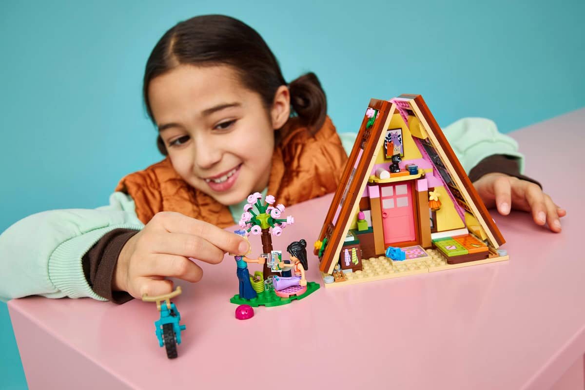 Lego - Friends Nature Glamping Cabin 42682