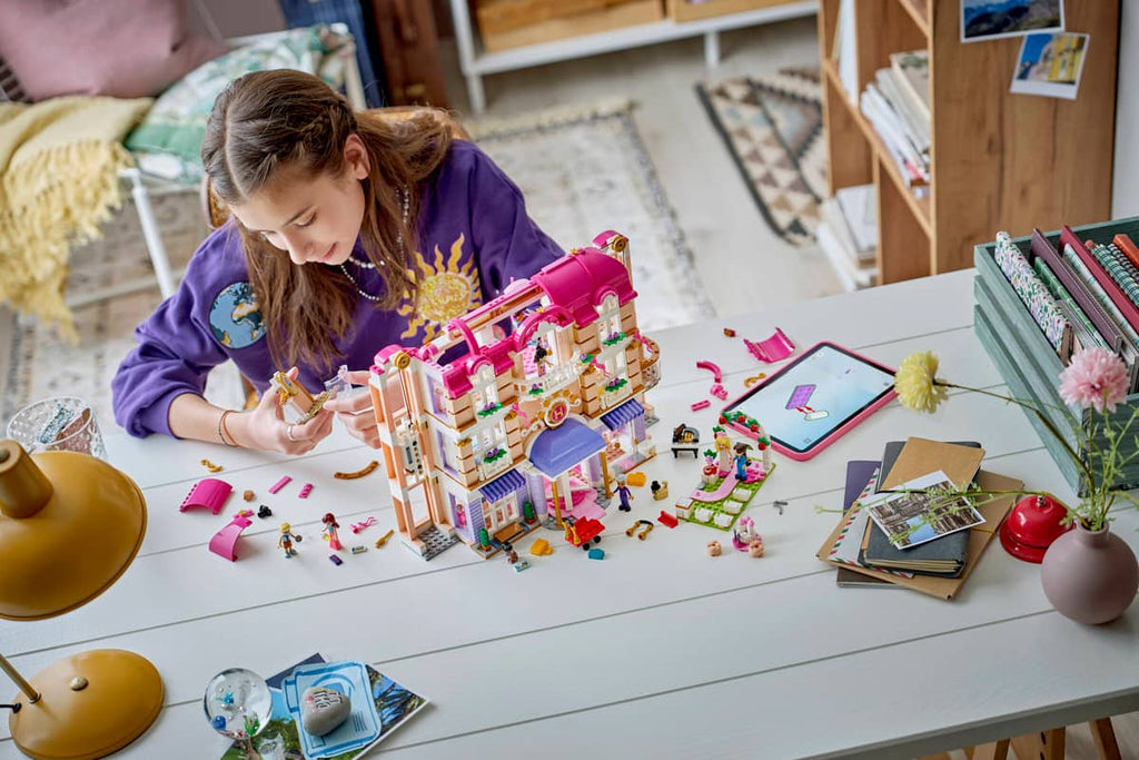 Lego - Friends Heartlake City Grand Hotel 42704