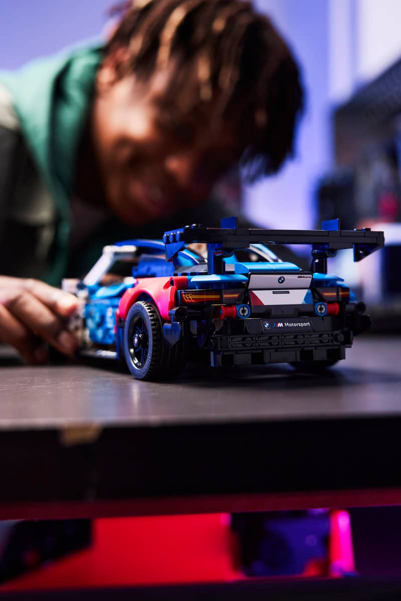 LEGO - Technic BMW M4 GT3 EVO Race Car 42226