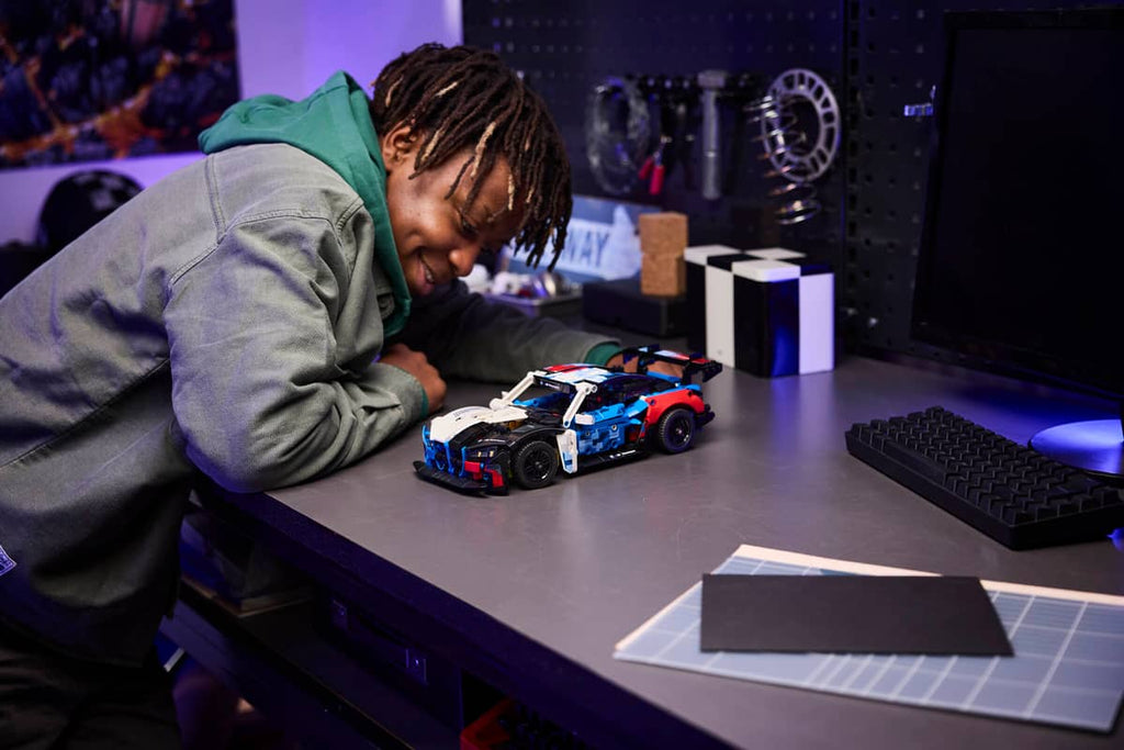 LEGO - Technic BMW M4 GT3 EVO Race Car 42226