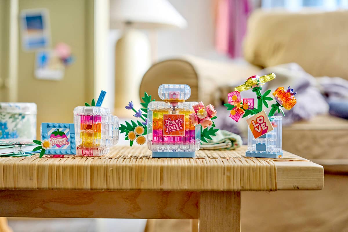 Lego - Creator Floral Perfume Bottle 31383