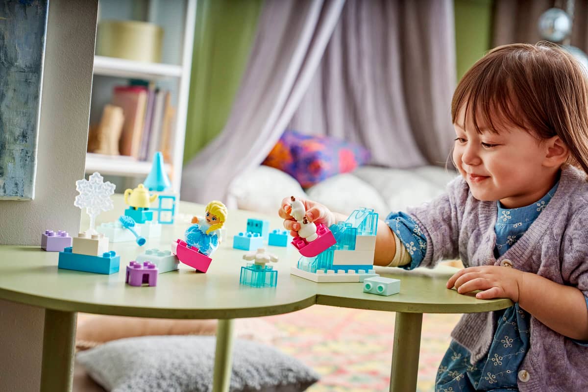 Lego - Duplo Frozen Creative Box with Elsa and Olaf 10462