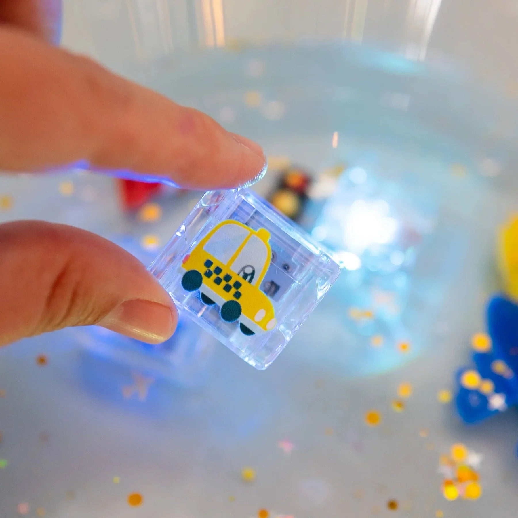 Jellystone - Limited Edition Light up Cubes Vehicles