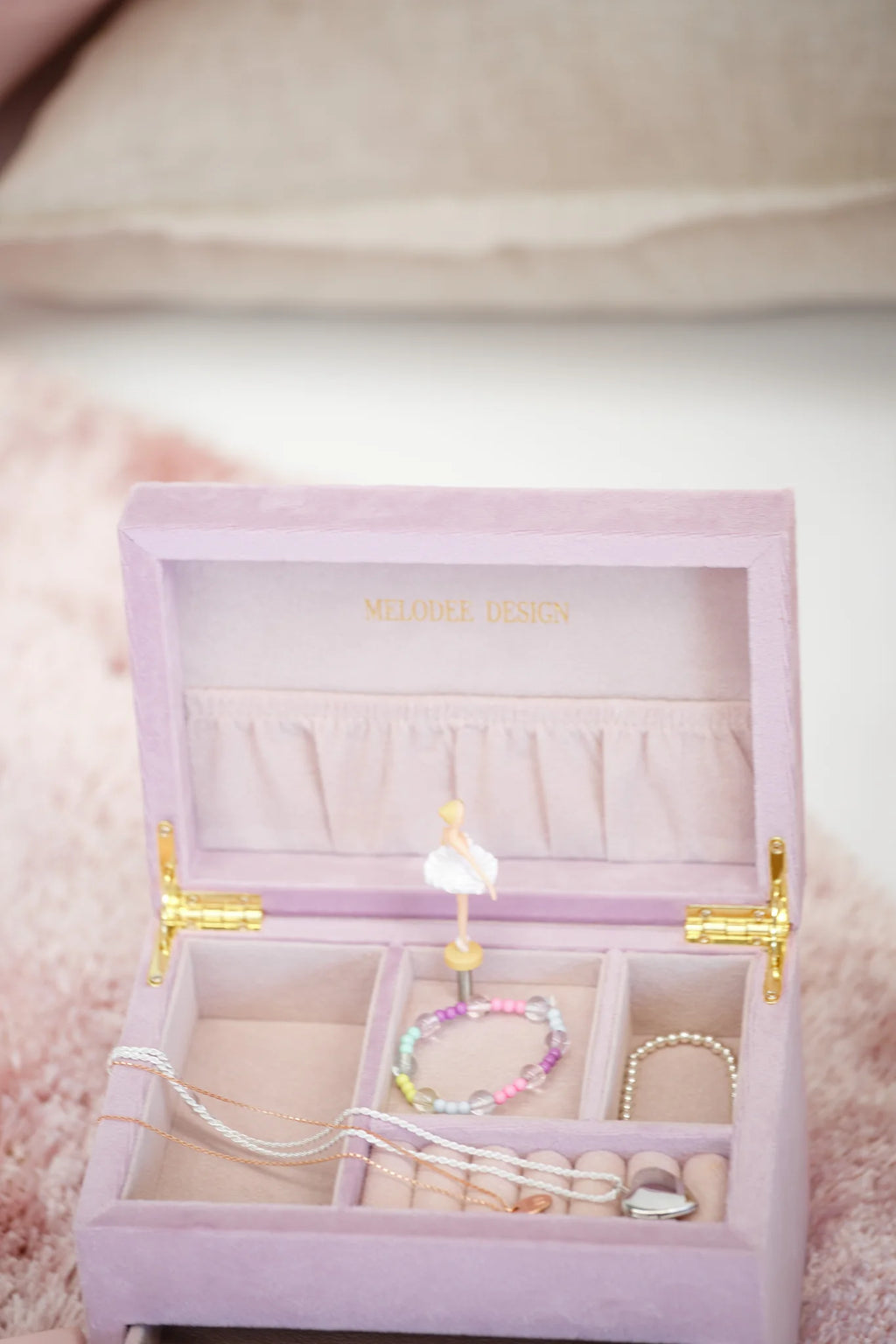 Melodee Designs - Nostalia Jewellery Box
