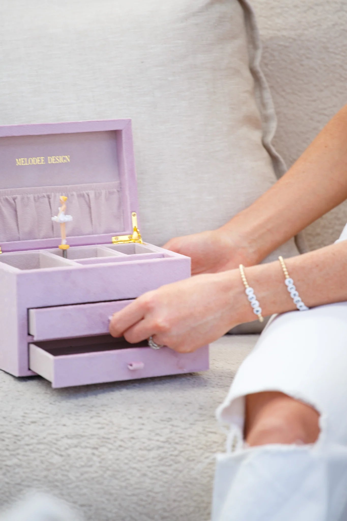 Melodee Designs - Nostalia Jewellery Box