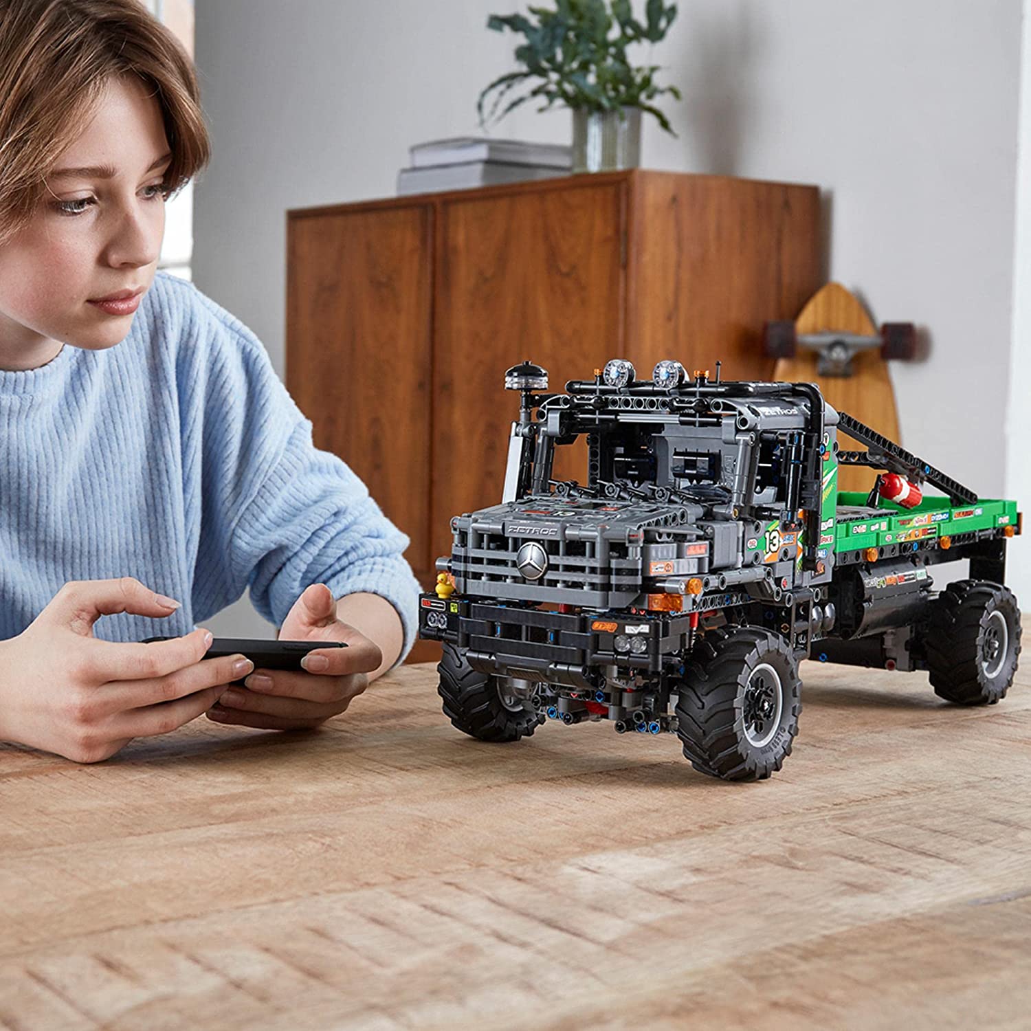 LEGO - Technic 4x4 Mercedes Benz Zetros Trial Truck (42129)