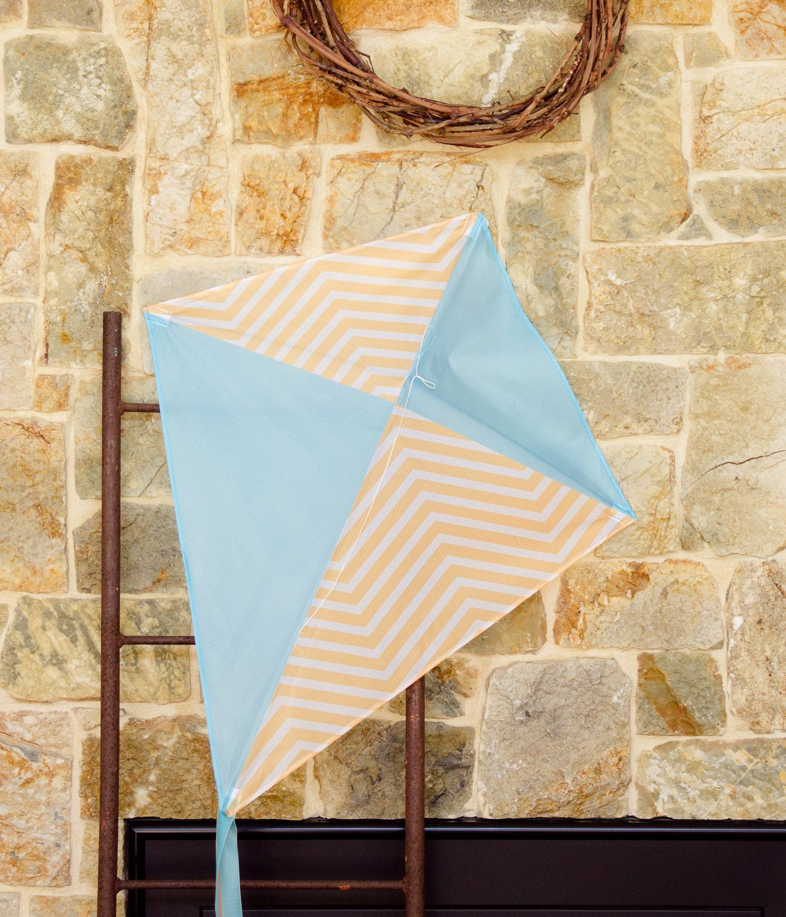High as a Kite - Zig Zag Kite